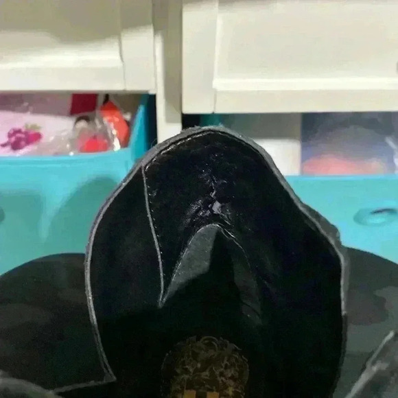 Vince Camuto Rotiena Suede Ankle Boots Size 9 - Picture 5 of 5